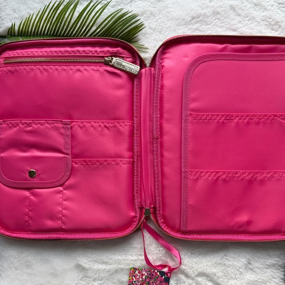 NWT Lilly Pulitzer Floral Pink, Green Zipper Folio
